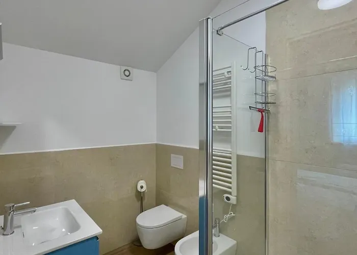Casa Acero Colico